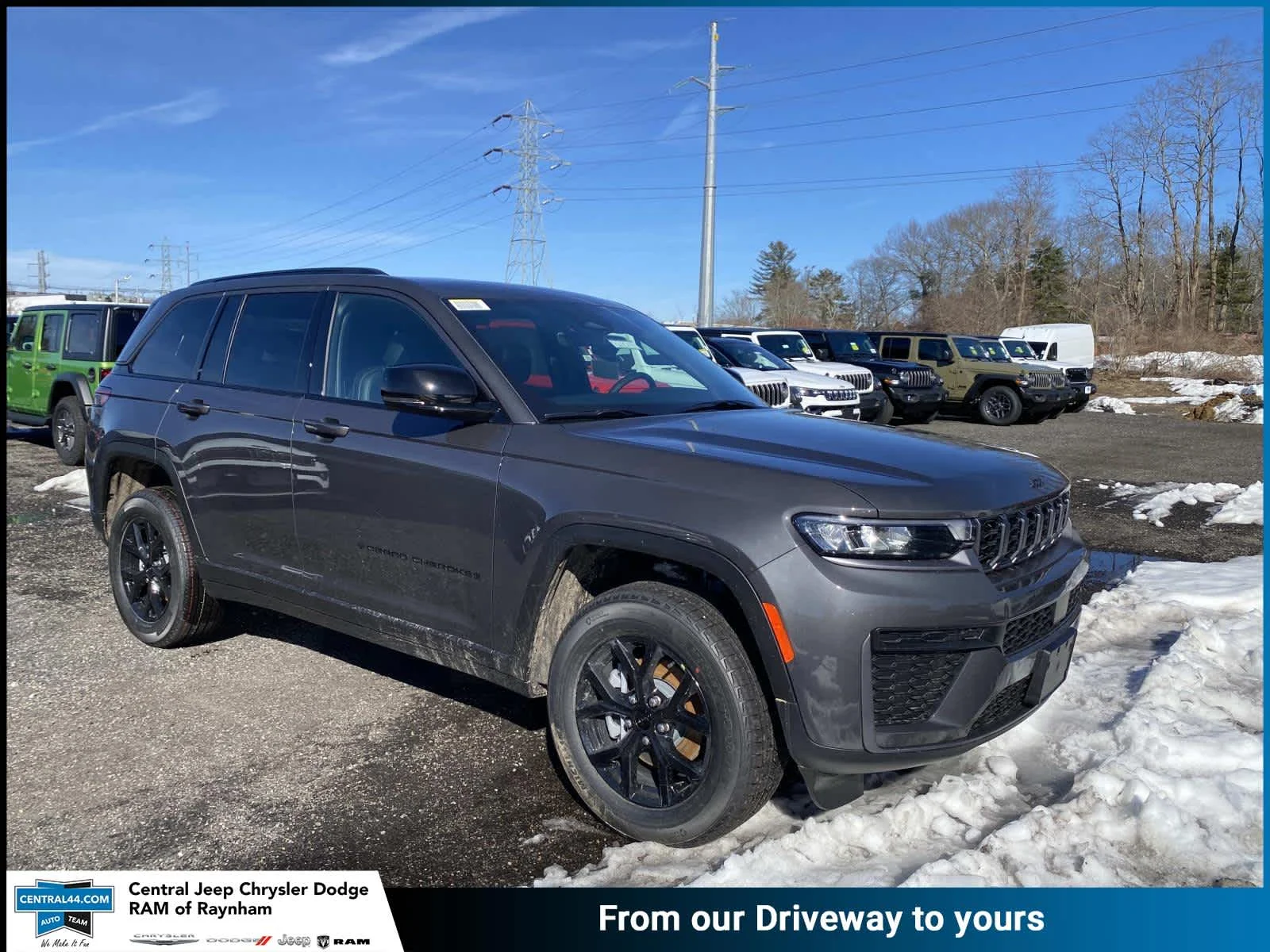 2026 Jeep Grand Cherokee Laredo
