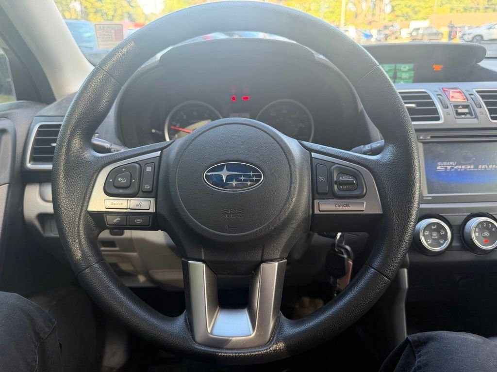 Used 2017 Jasmine Green Metallic Subaru 2.5i image 15
