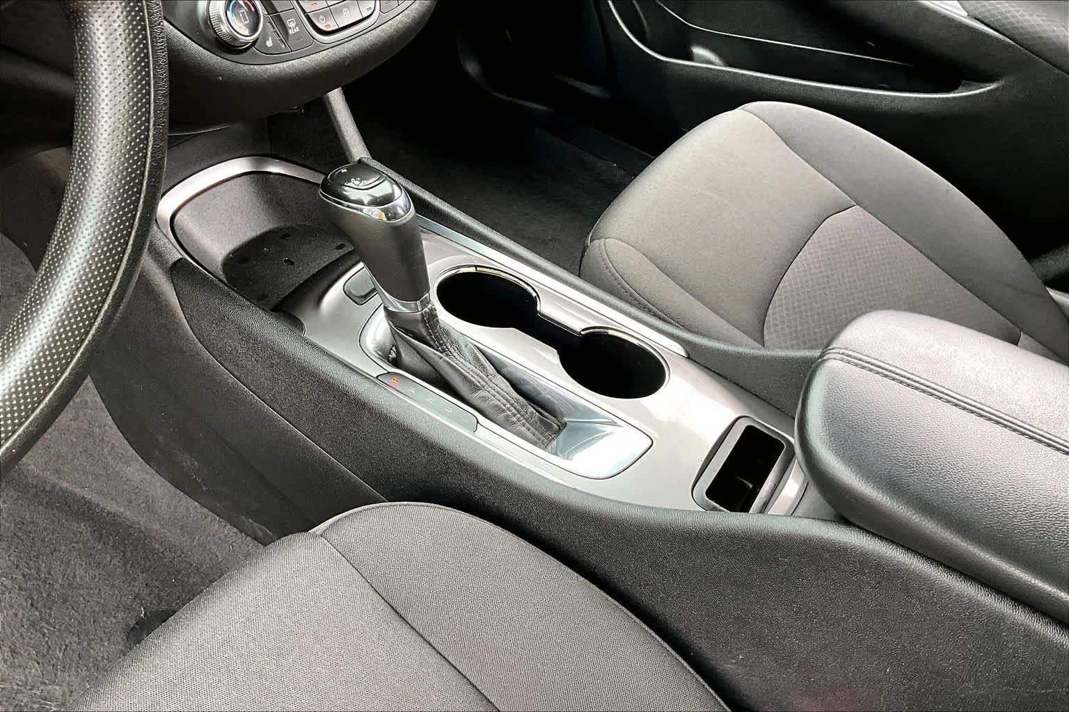 Used 2020 Mosaic Black Metallic Chevrolet LT image 16