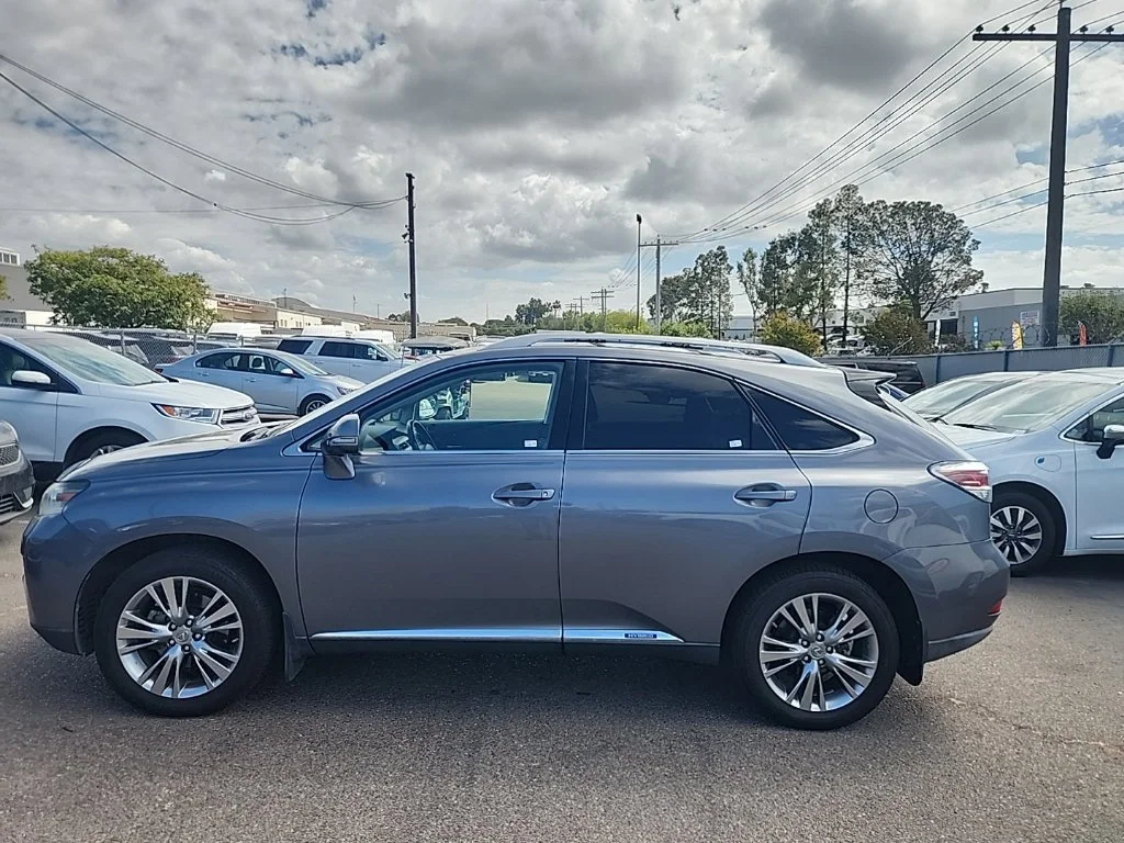 Used 2013 Gray Lexus 450h image 9