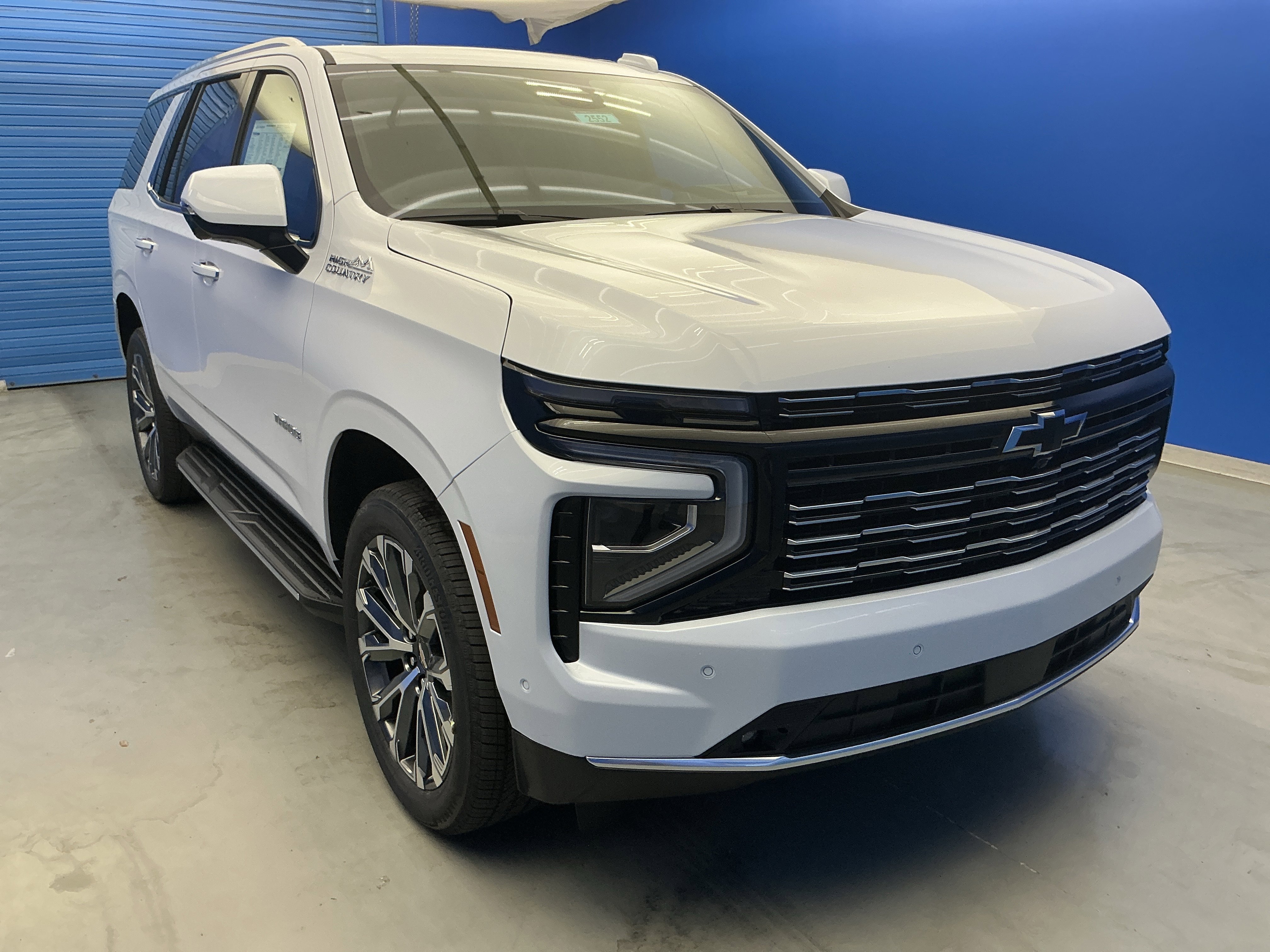New 2026 Polar White Tricoat Chevrolet High Country image 2