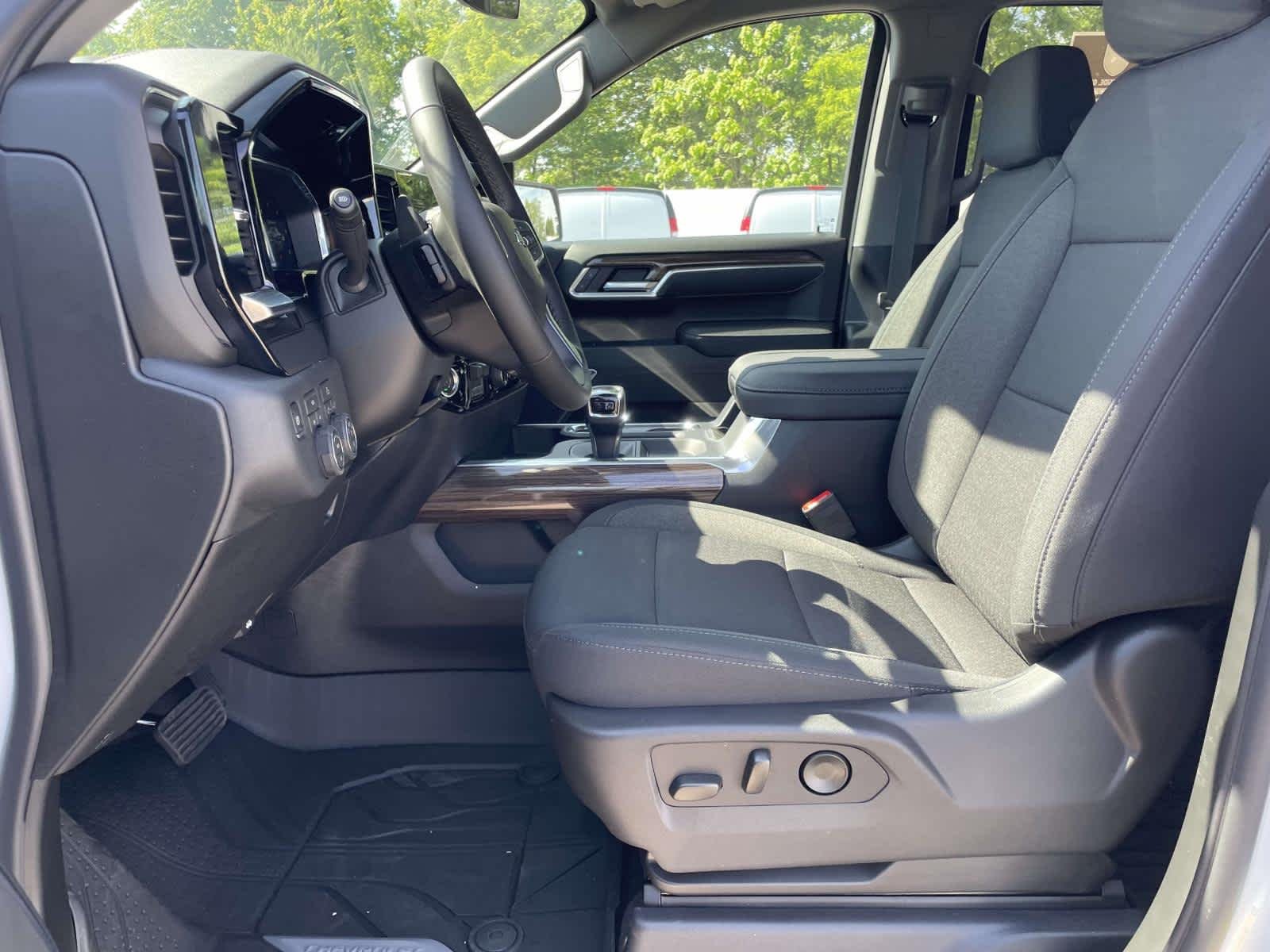 2026 Chevrolet Silverado 1500 RST - Photo 14