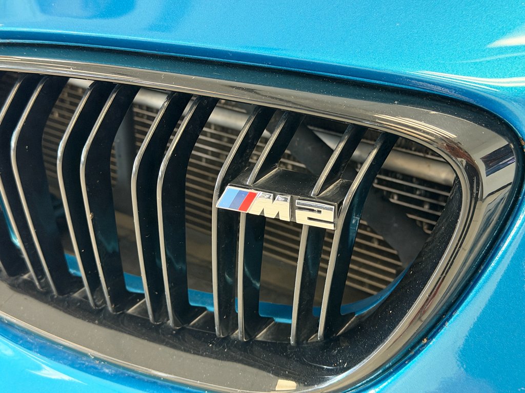 Used 2018 Long Beach Blue Metallic BMW Base image 33