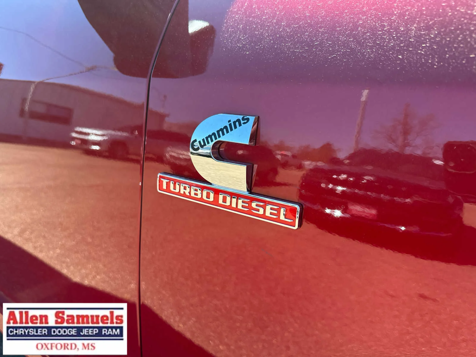 New 2026 Molten Red Pearl-Coat Exterior Paint RAM Tradesman image 49