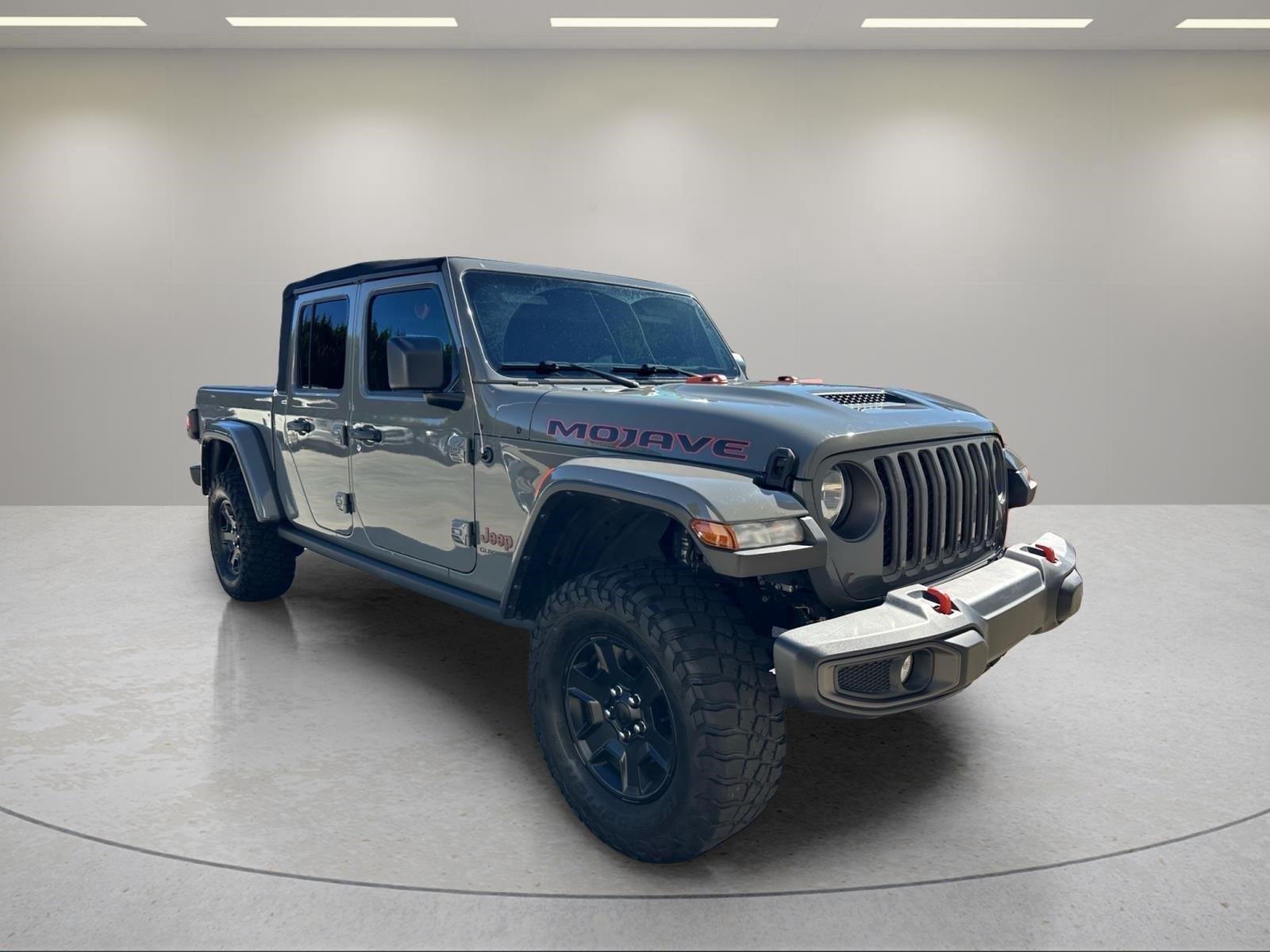 Used 2022 Sting-Gray Clearcoat Jeep Mojave image 8