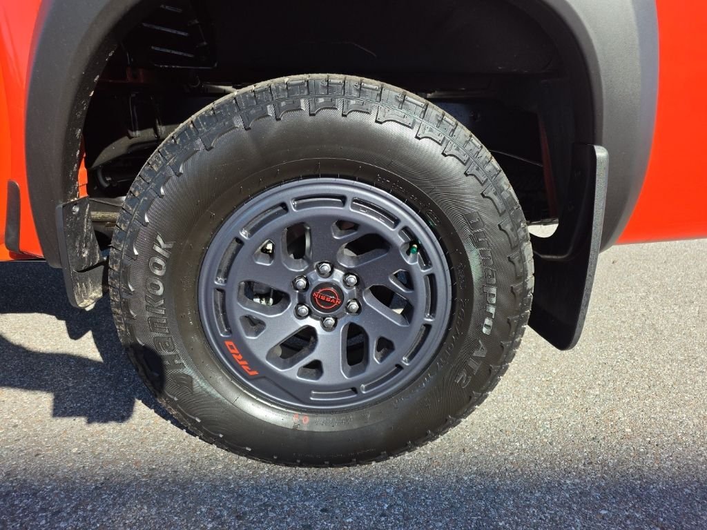 New 2026 Nissan Frontier PRO-4X 4D Crew Cab
