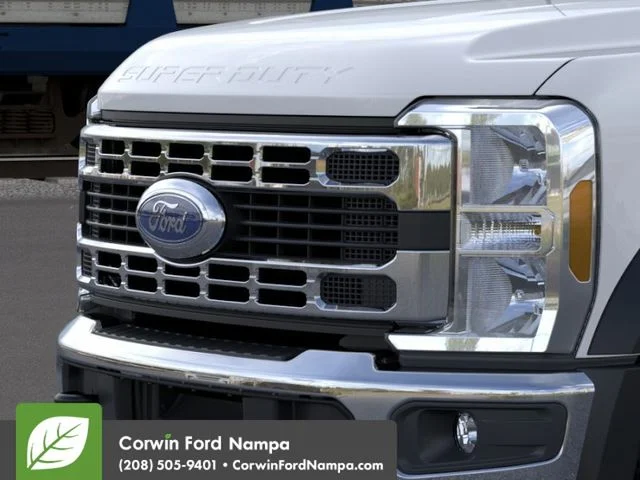 New 2026 Oxford White Ford XL image 17