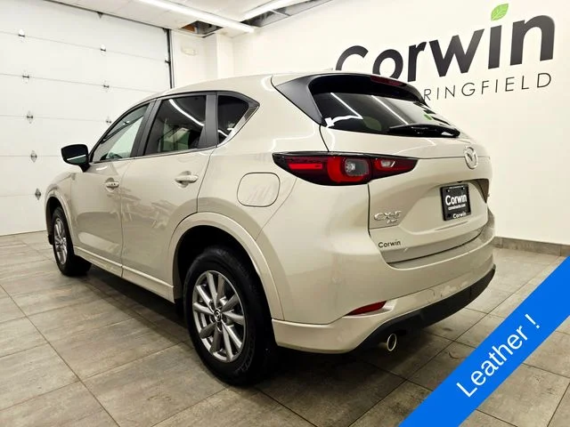Used 2025 Platinum Mazda 2.5 S Select Package image 3