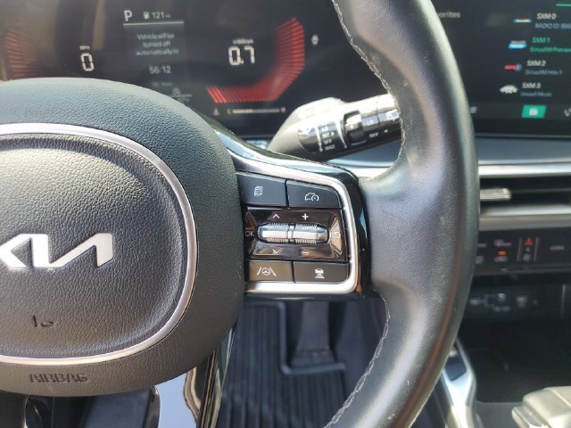 Certified Used 2025 Ebony Black Kia S image 30
