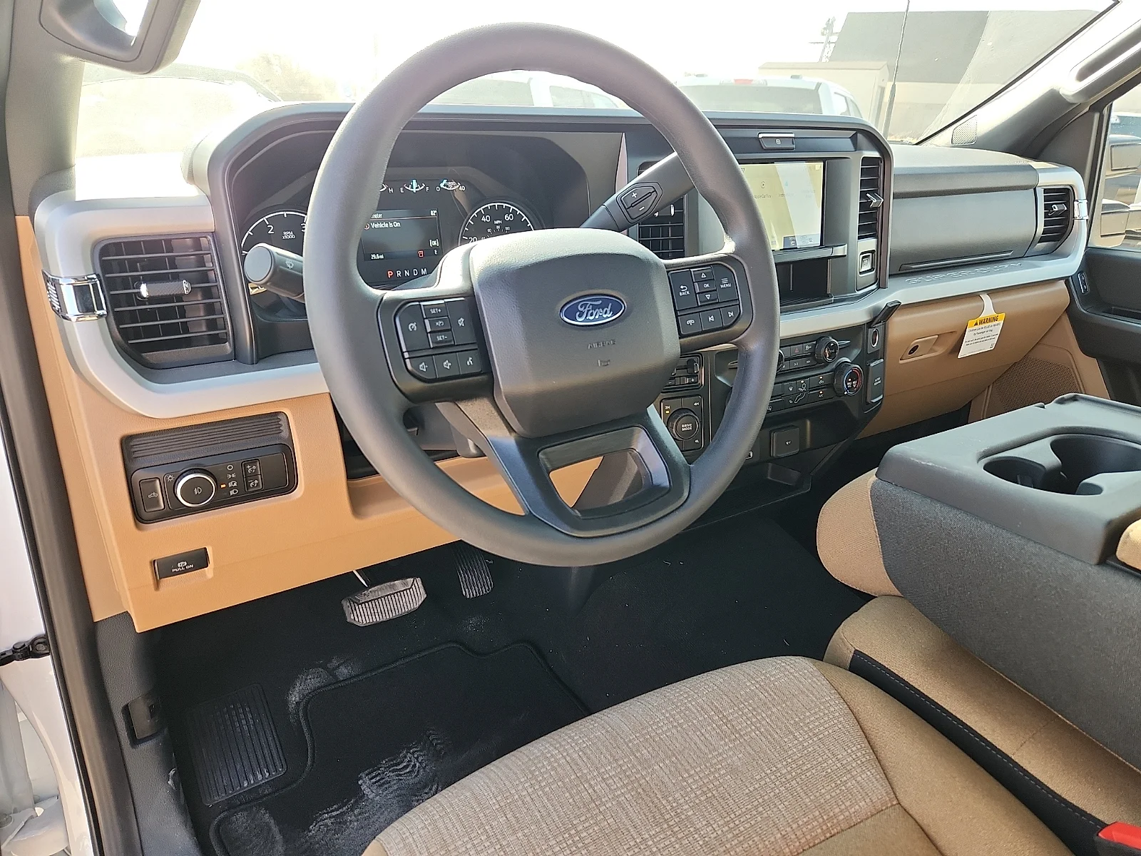 New 2027 Oxford White Ford XLT image 12
