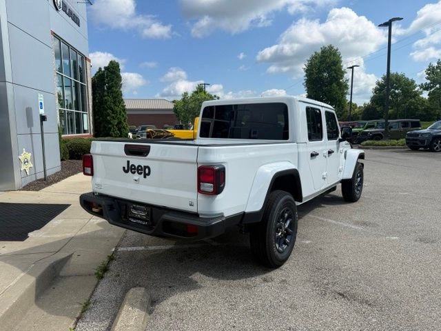 New 2026 Bright White Clear-Coat Exterior Paint Jeep 85th Anniversary Edition image 7
