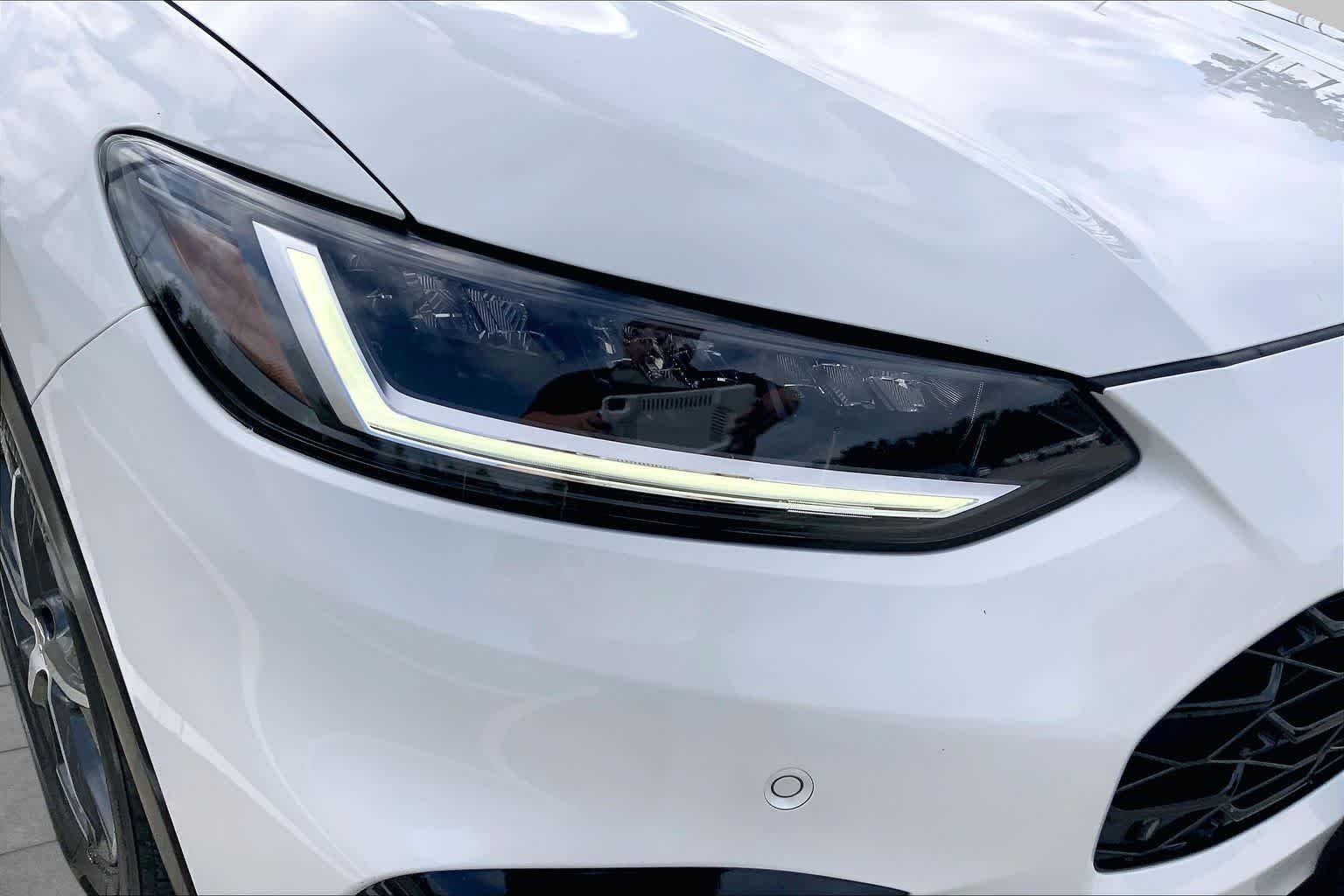 Used 2023 Platinum White Pearl Honda EX-L image 27