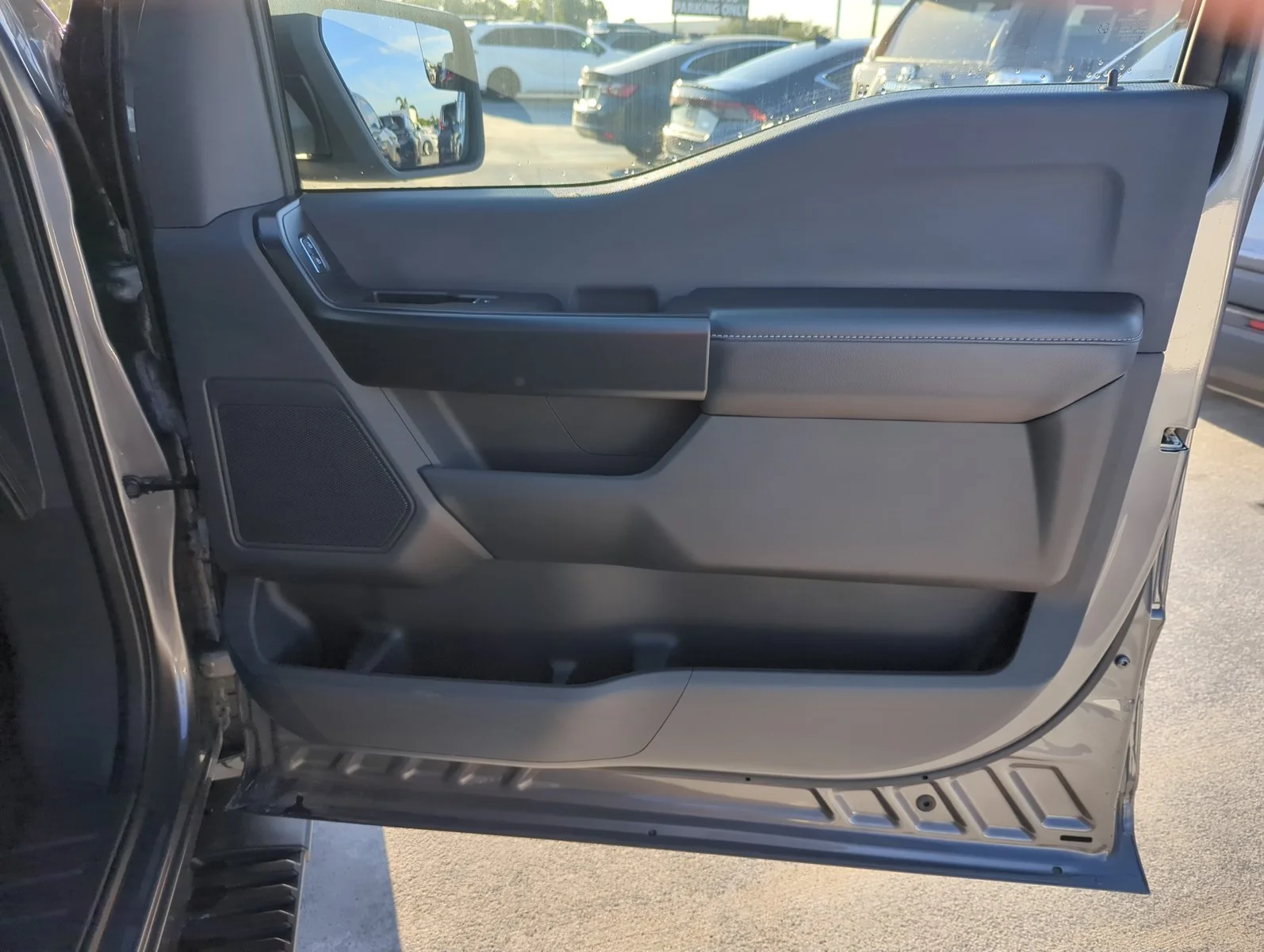 Used 2021 Carbonized Gray Metallic Ford XL image 24