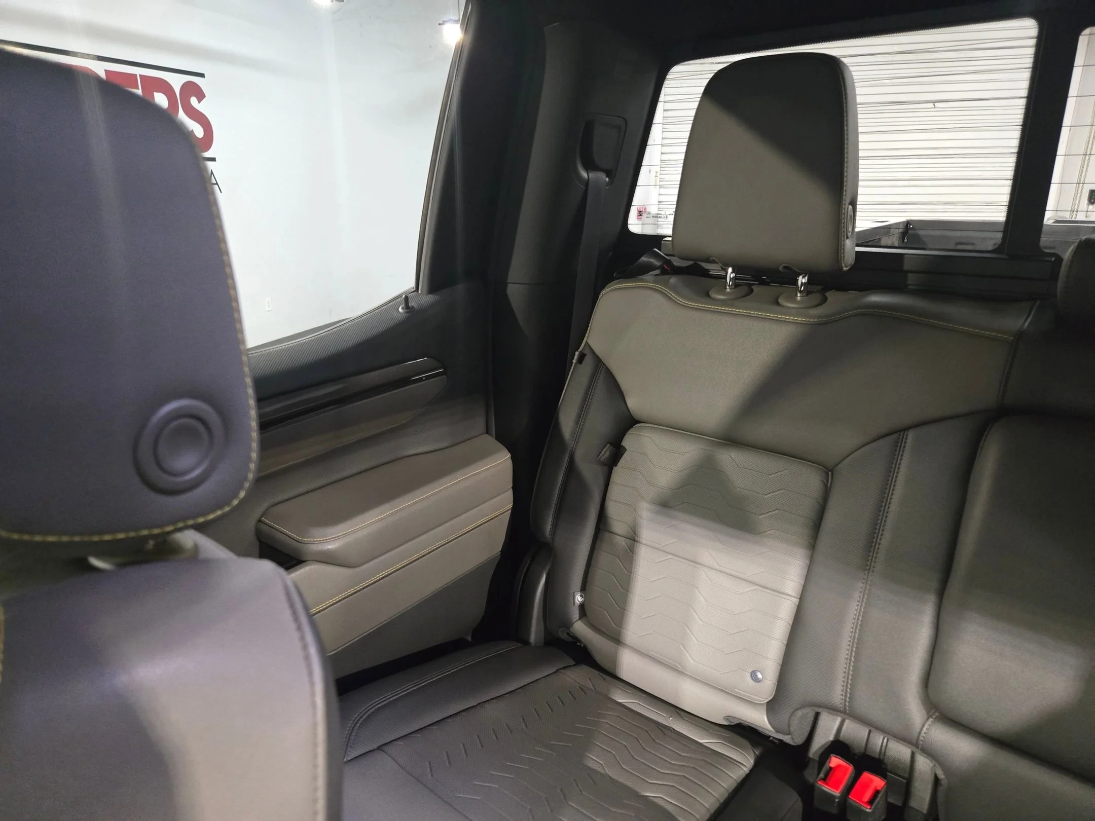 2024 Chevrolet Silverado 1500 ZR2 - Photo 12