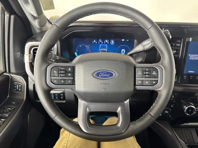New 2026 Agate Black Metallic Ford Lariat image 18