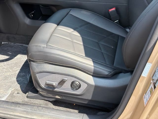 New 2027 Terrain Brown Kia X-Line EX image 13