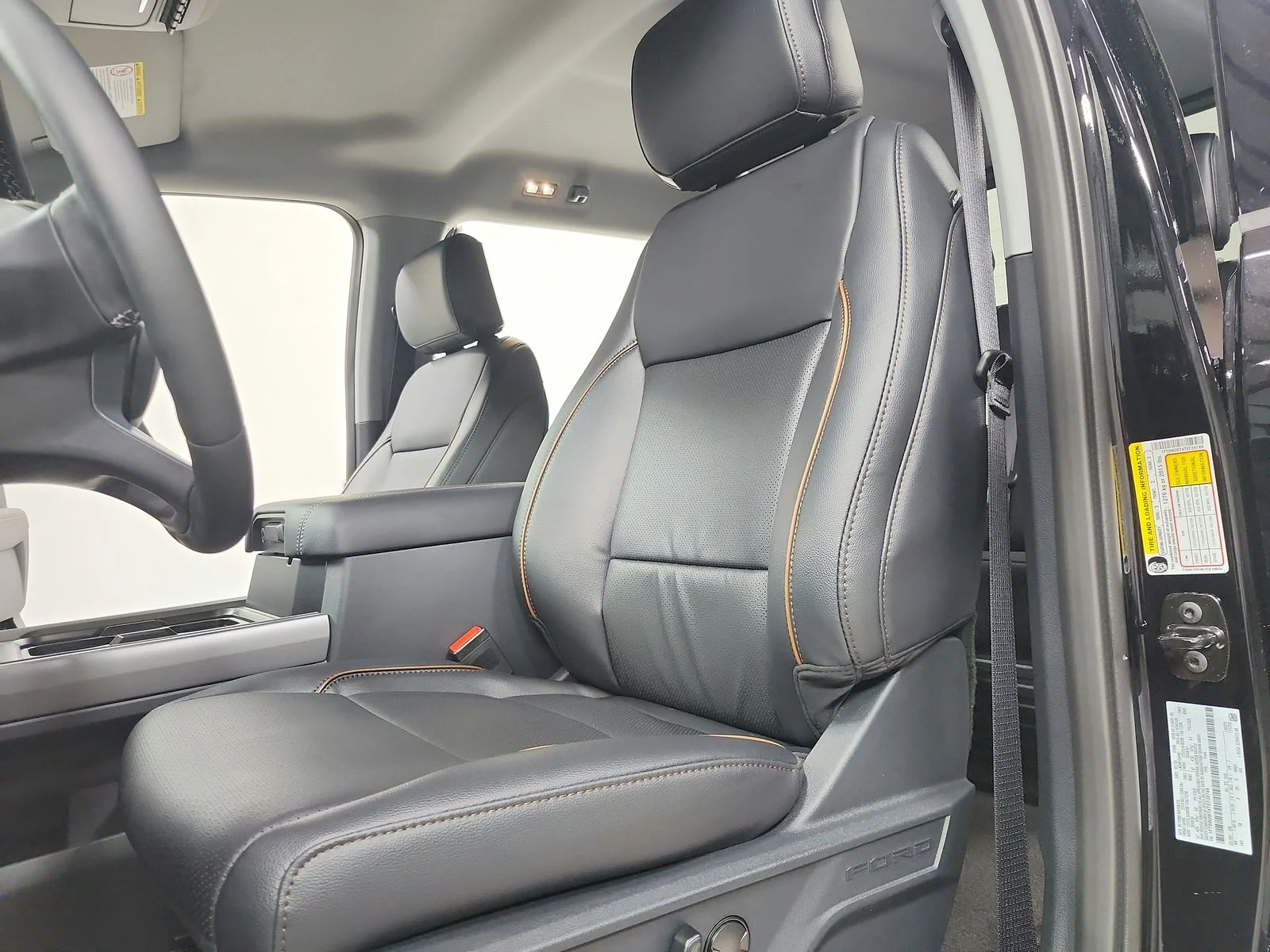 New 2026 Agate Black Metallic Ford F-250® Lariat® image 20
