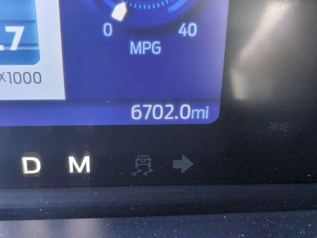 Used 2022 Red Ford Base image 19