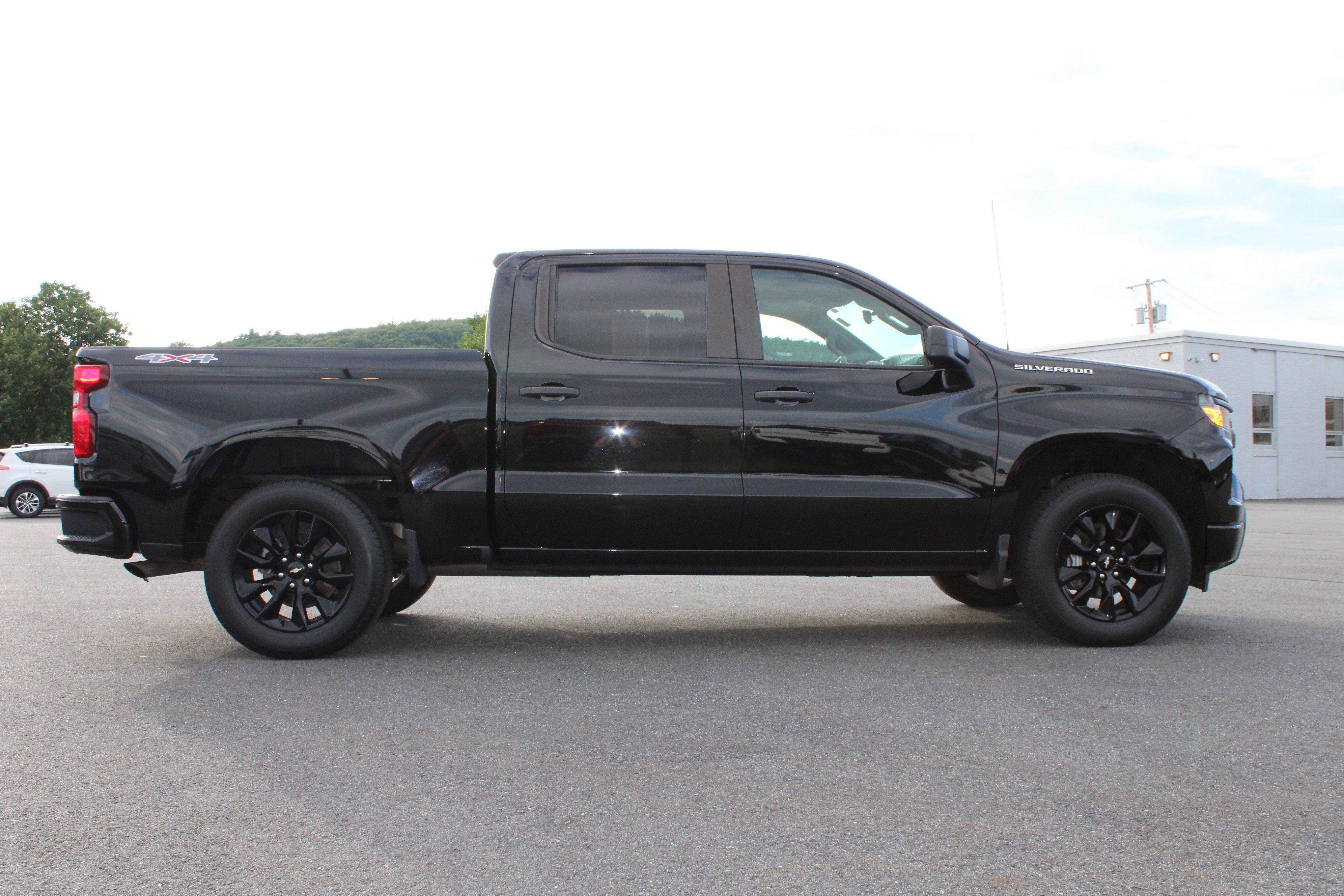 Used 2023 Black Chevrolet Custom image 6