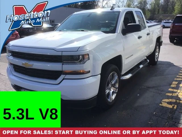 2018 Chevrolet Silverado 1500 Custom 4X4 Double Cab Std Box's photo