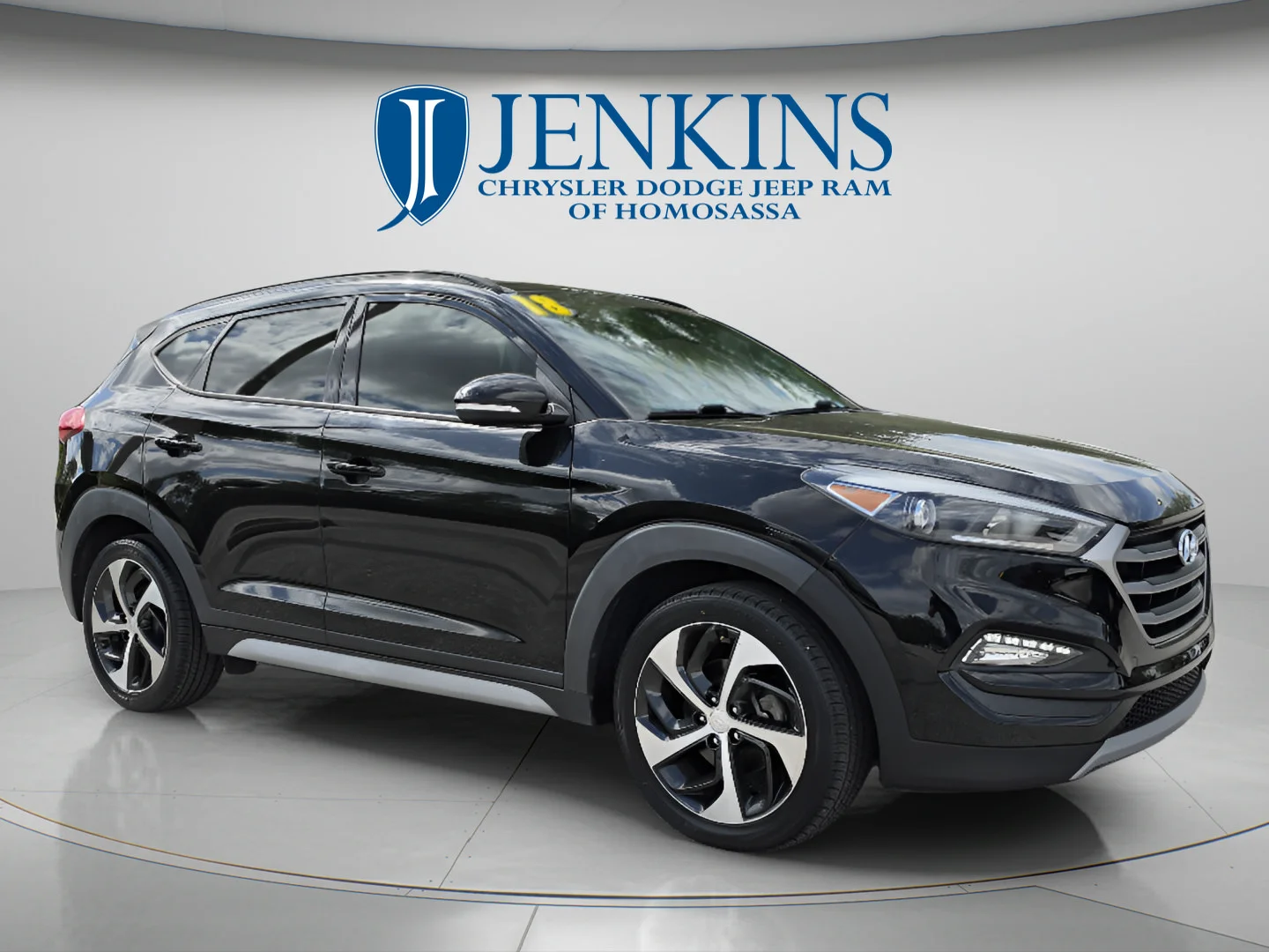 Used 2018 Black Noir Pearl Hyundai Value image 2
