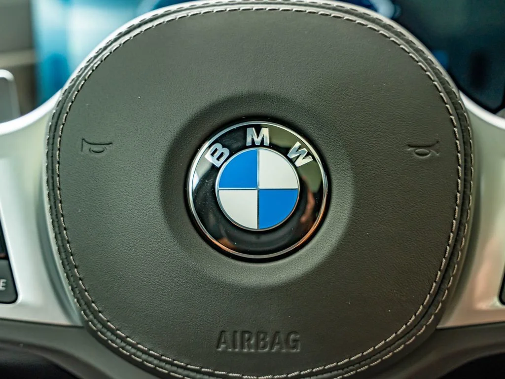 New 2027 Carbon Black Metallic BMW xDrive40i image 22
