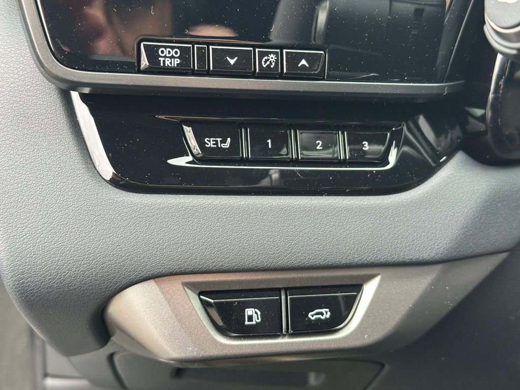 2026 Lexus RX 450h+ Luxury - Photo 18