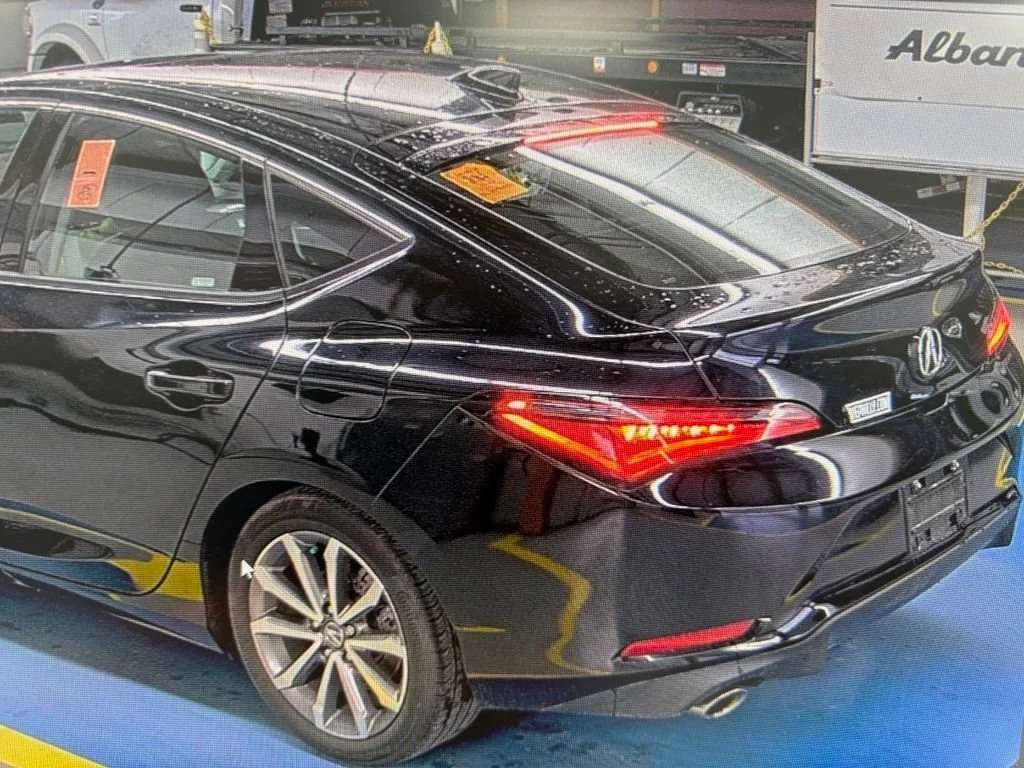 Used 2023  Acura NA image 4