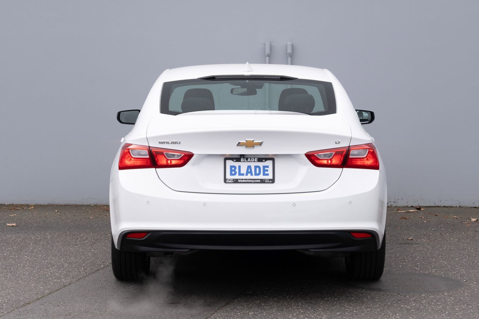 Used 2024 Summit White Chevrolet 1LT image 22
