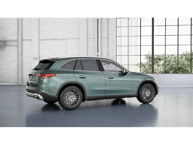 New 2027 Silver Mercedes-Benz GLC 300 image 20
