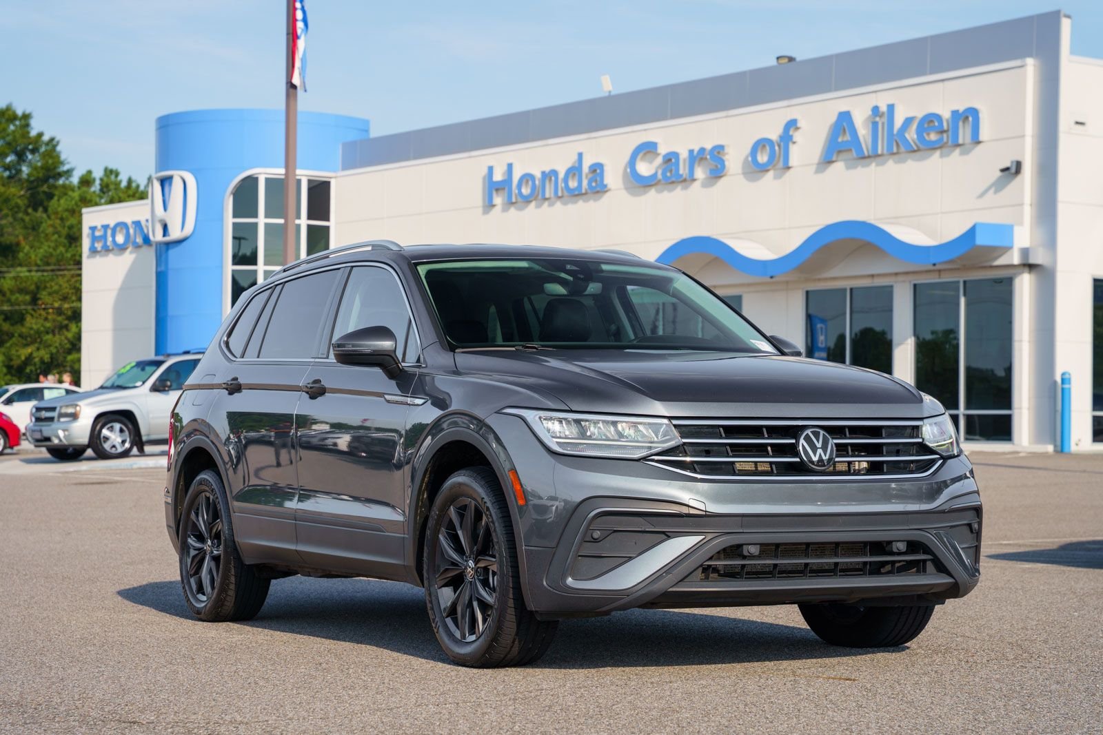 Used 2024 Gray Volkswagen 2.0T SE image 1