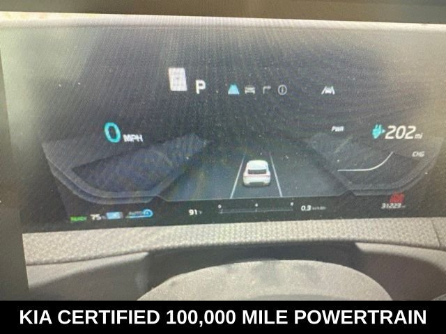 Used 2023 Green Kia GT-Line image 4