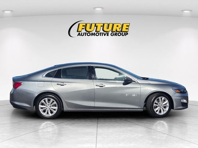 Used 2023 Gray Chevrolet LT image 3