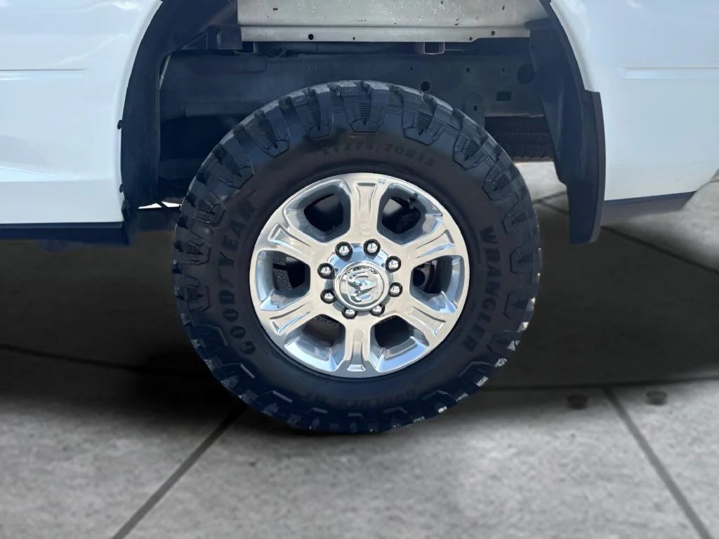 Used 2024 White Ram Big Horn image 29