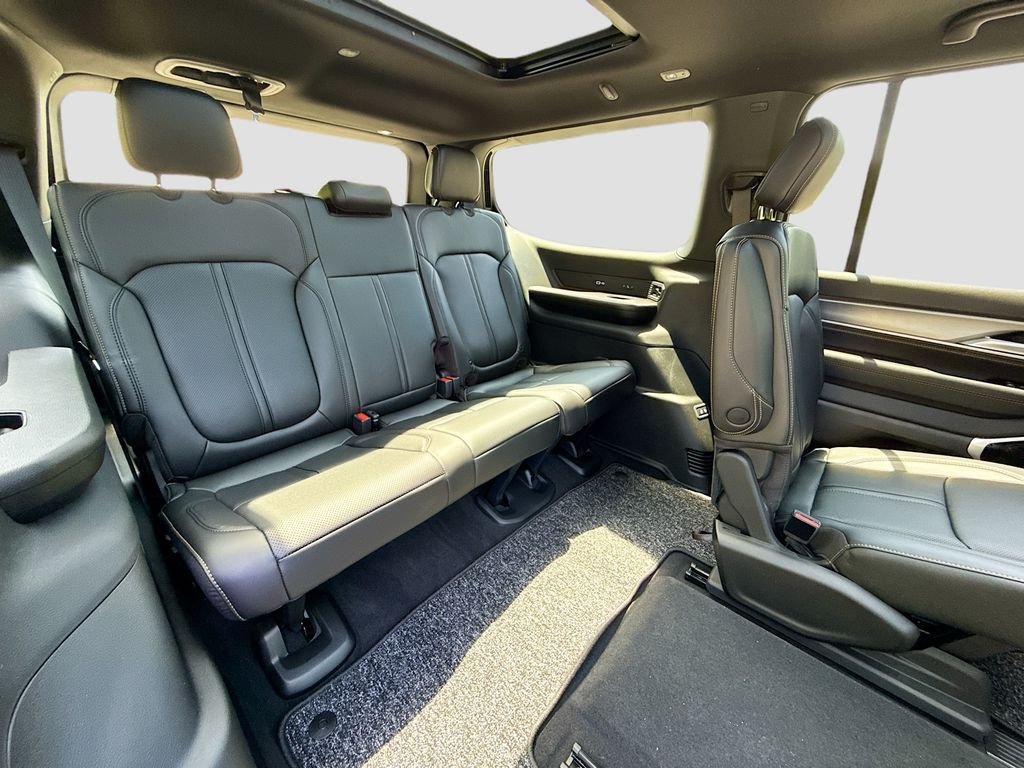 New 2026 High Gloss Black Exterior Paint Jeep 85th Anniversary image 30