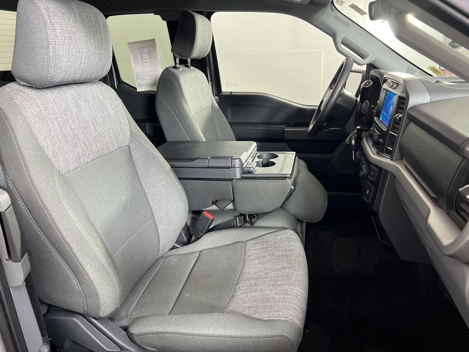 Used 2022 Iconic Silver Ford XLT image 20