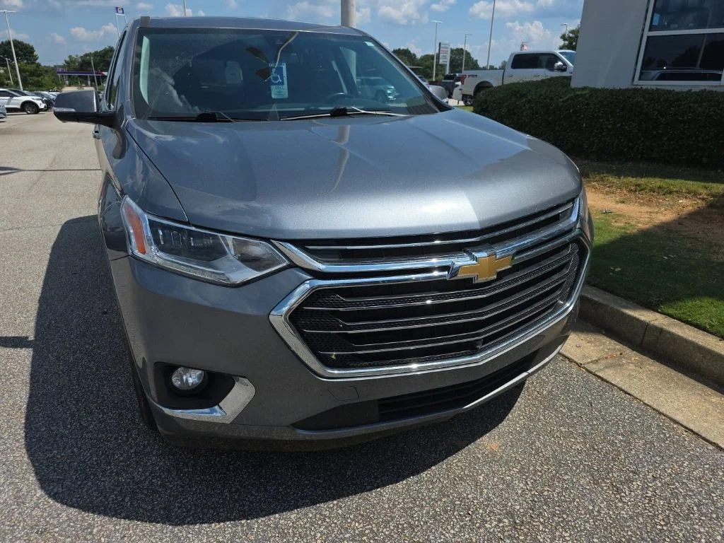 Used 2020 Satin Steel Metallic Chevrolet Premier image 7