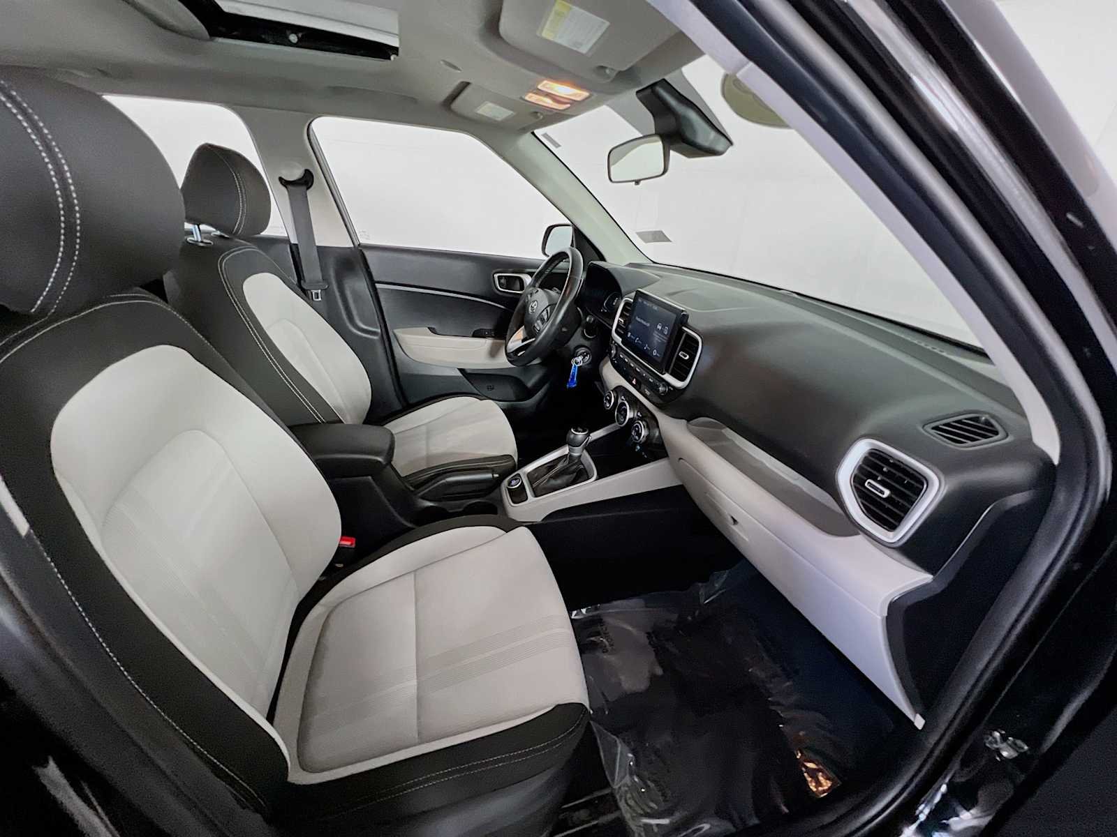 Certified Used 2023 Onyx Black Hyundai SEL image 27