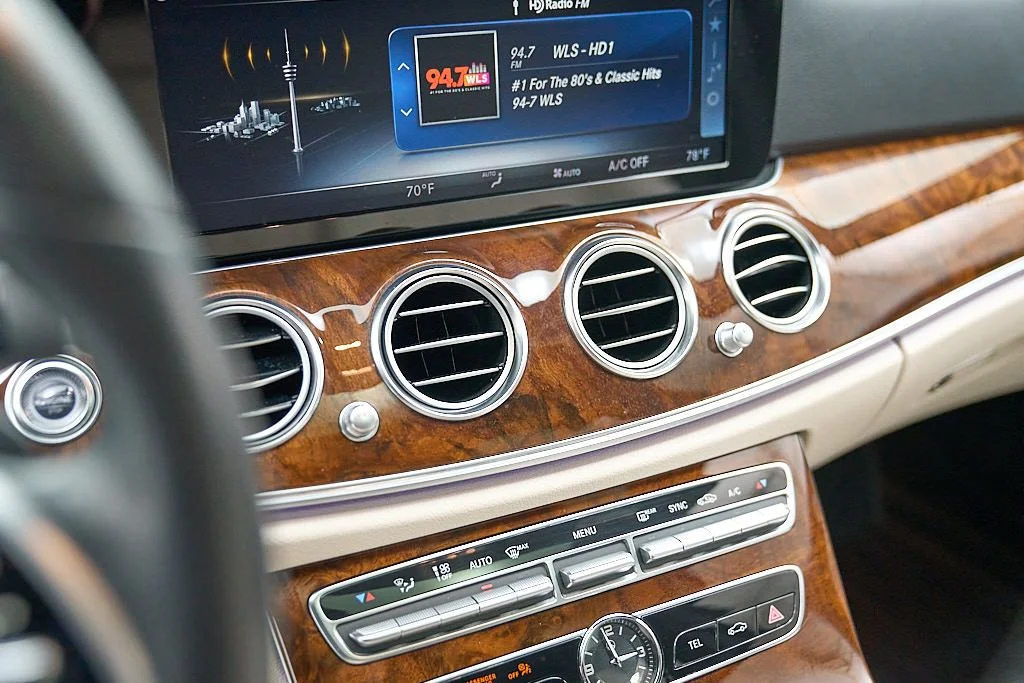 Used 2019 White Mercedes-Benz E 450 image 21