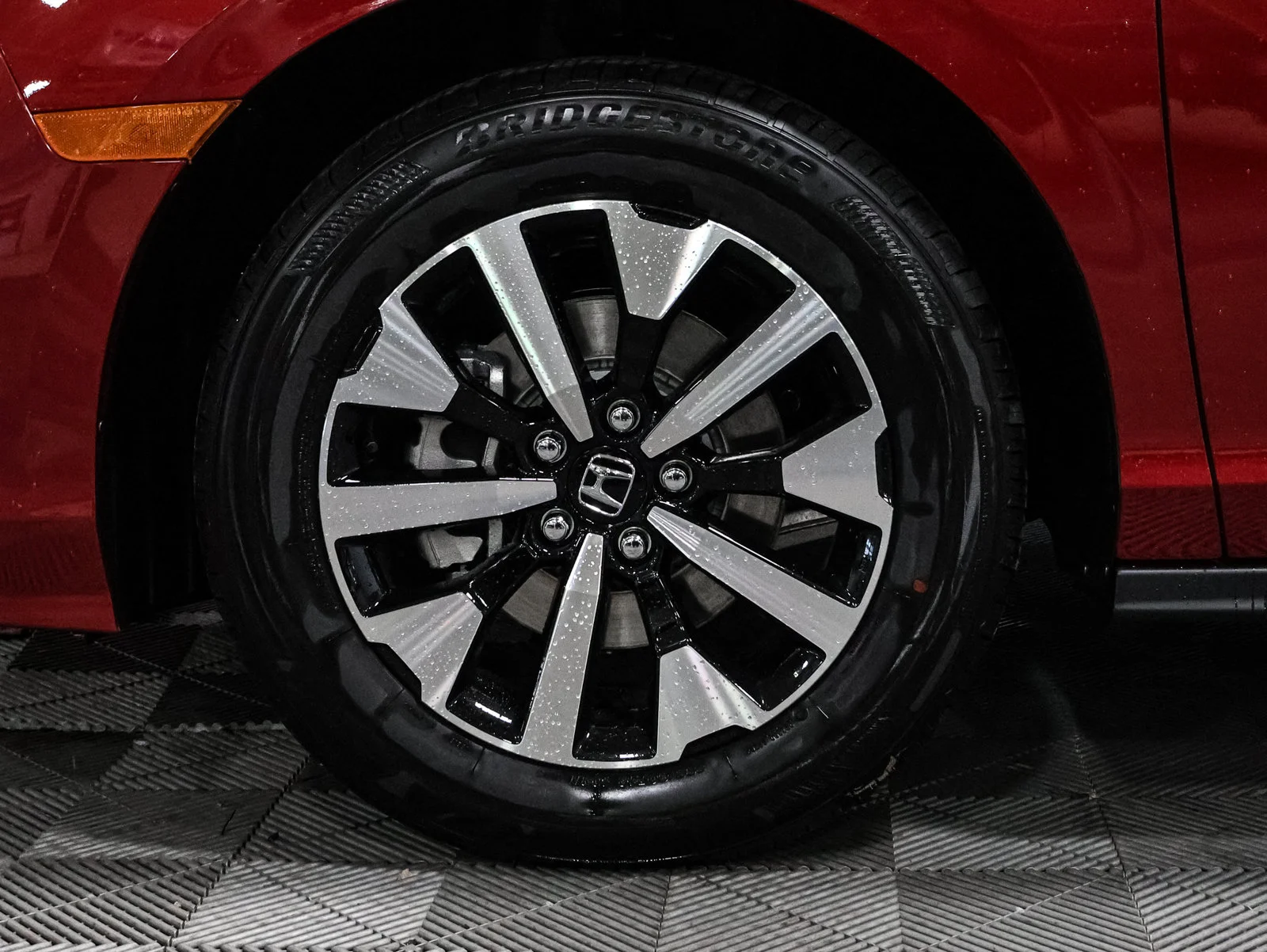 New 2027 Radiant Red Metallic II Honda EX-L image 18