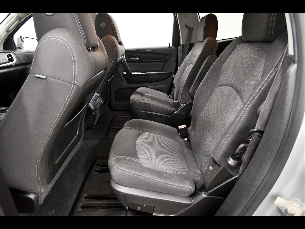 2015 Chevrolet Traverse 2LT - Photo 15