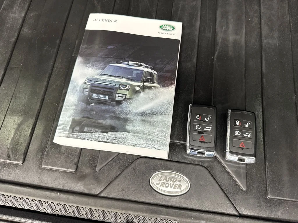 Used 2023 Green Land Rover X image 83