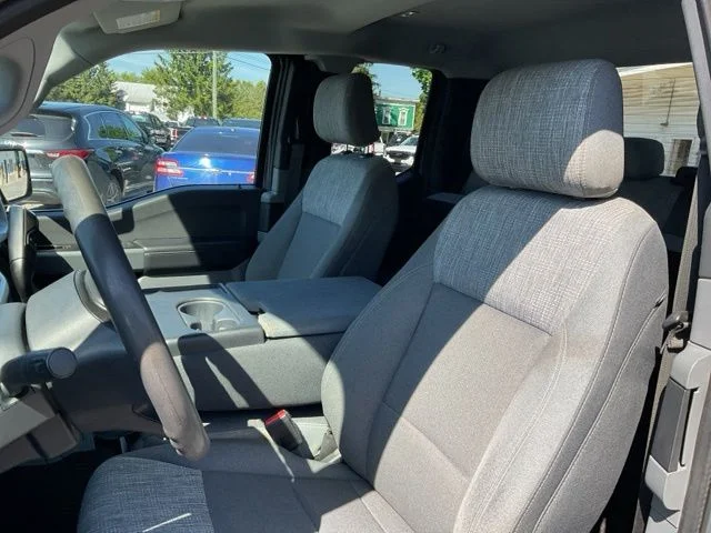 Used 2022 Gray Ford XLT image 36