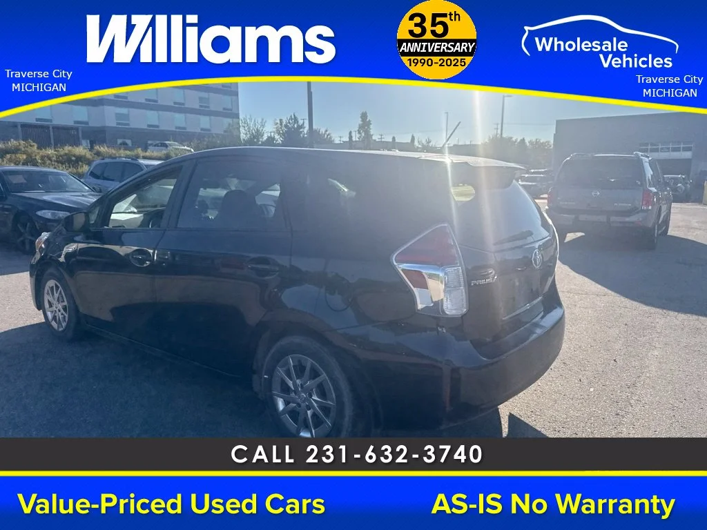 Used 2017 Aqua Toyota Three image 18
