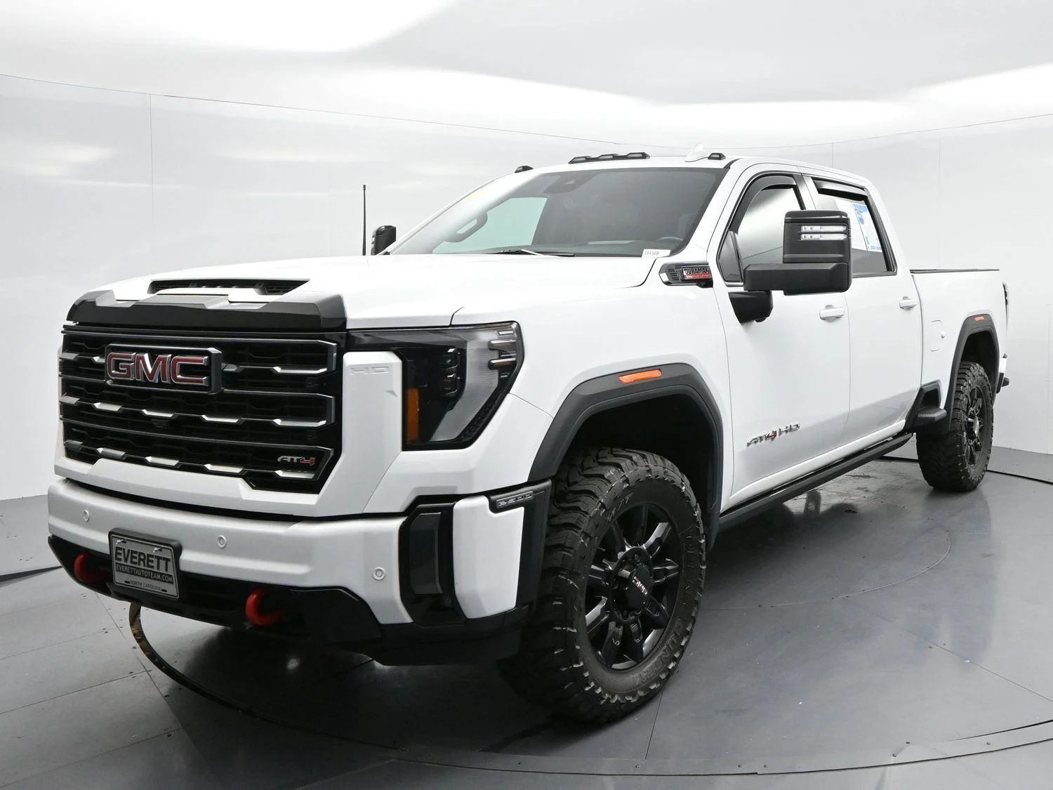 Used 2024 Summit White GMC AT4 image 3