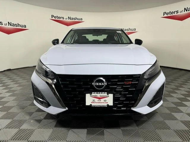 New 2026 Gray Sky Pearl Nissan SR image 2