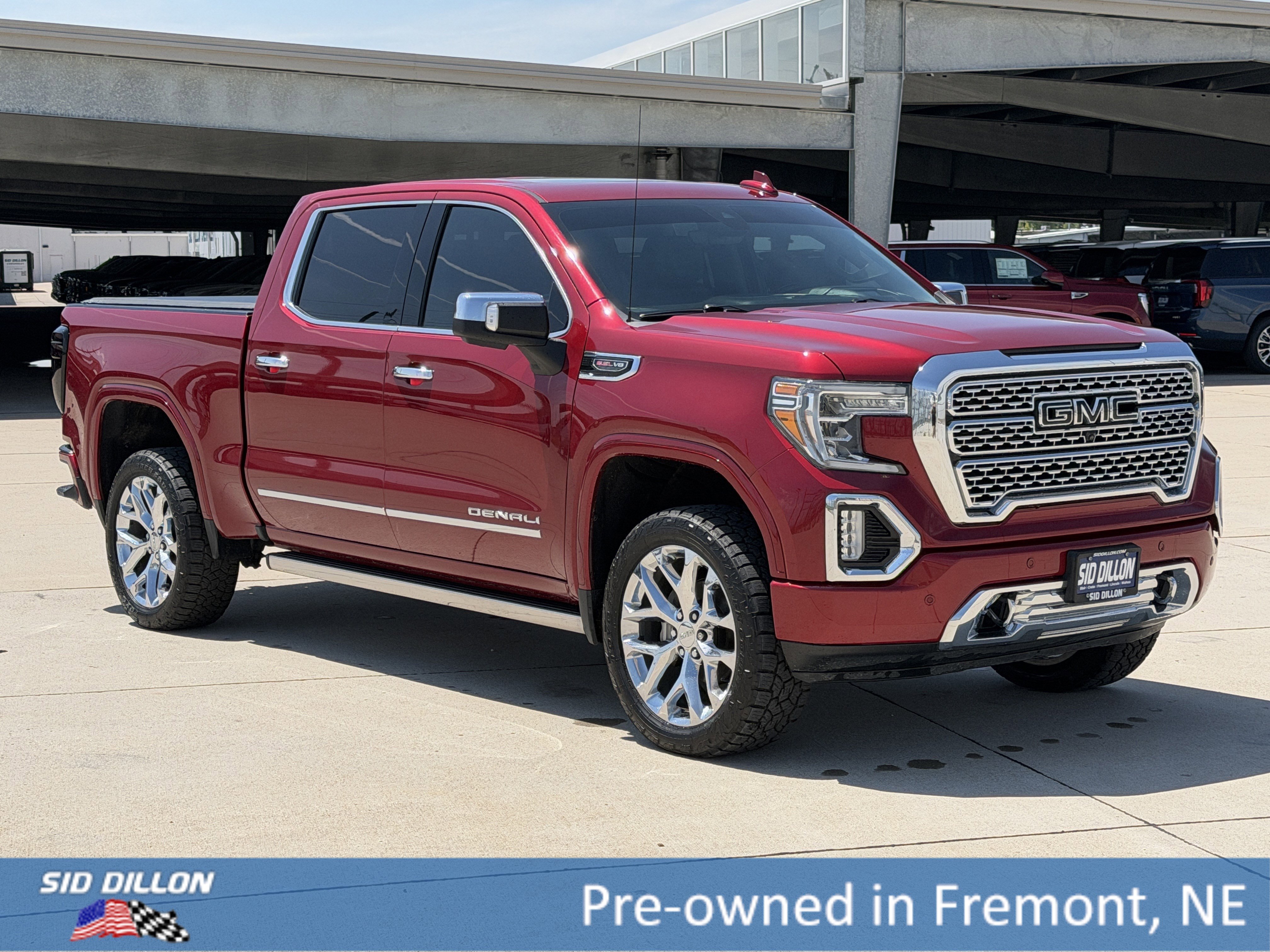 Used 2020 RED QUARTZ TINTCOAT GMC Denali image 2