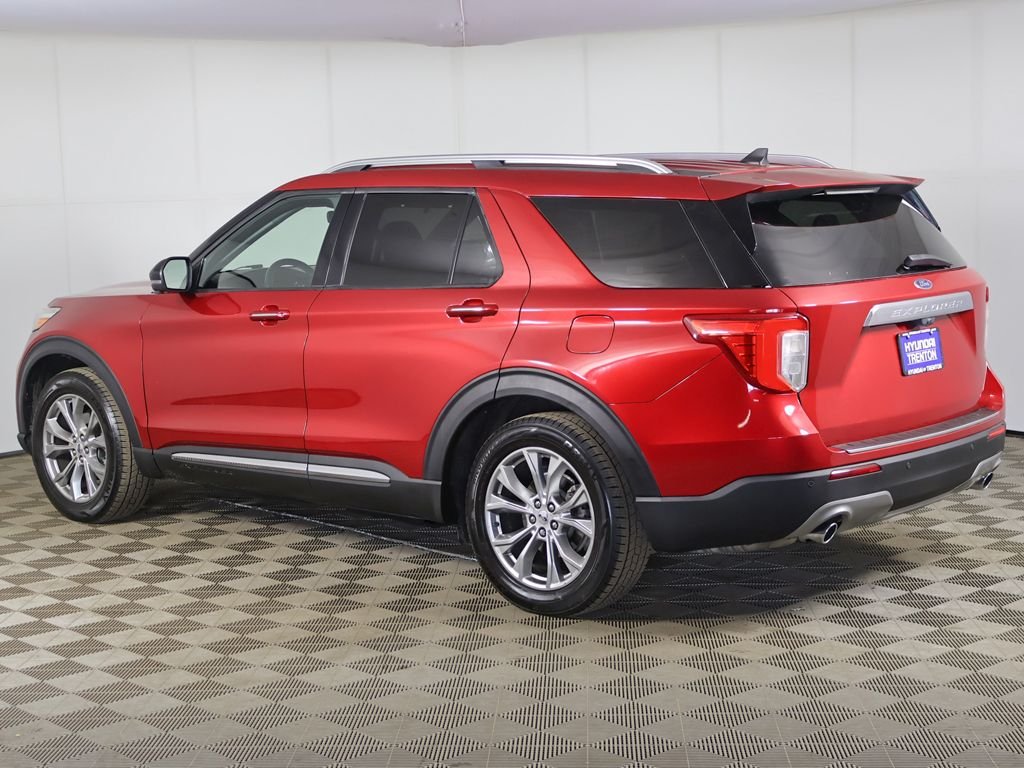 Used 2021 Red Ford Limited image 12