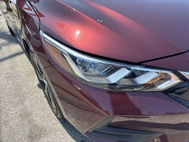 Used 2022 Red Nissan SV image 9