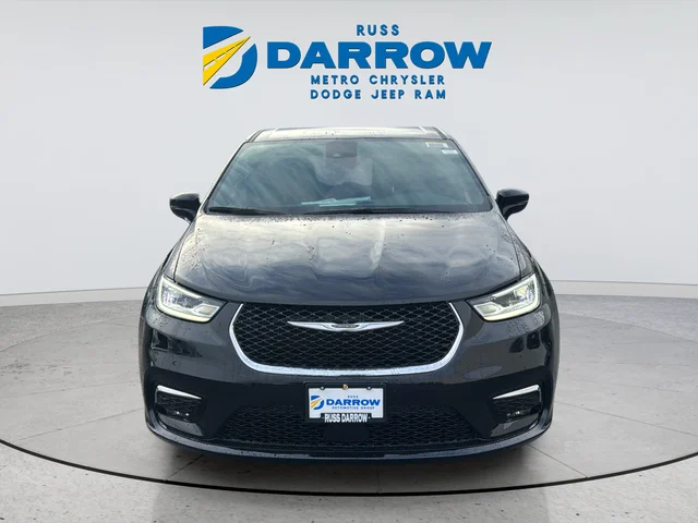 2026 Chrysler Pacifica Select - Photo 8